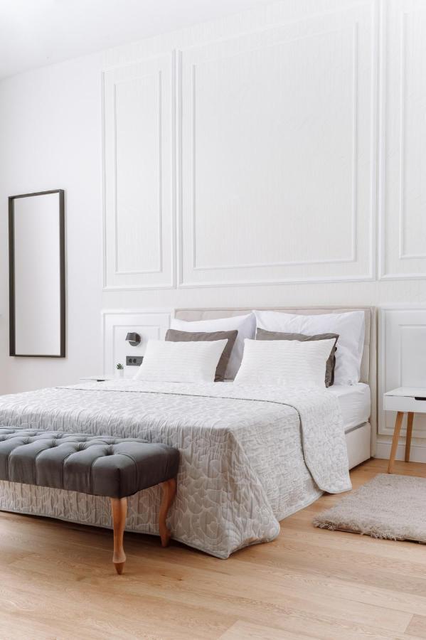 The - Boutique Apartment